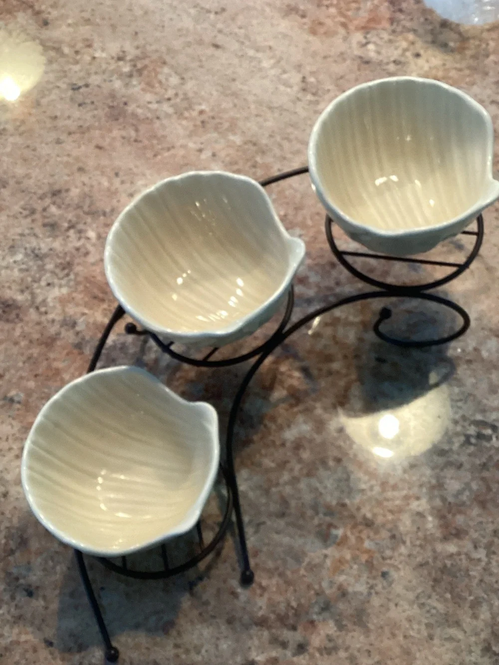 Pier 1 Cream Scalloped Stoneware Bowl trio on stand